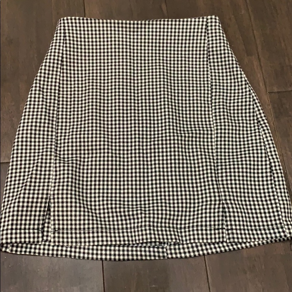 brandy melville skirt